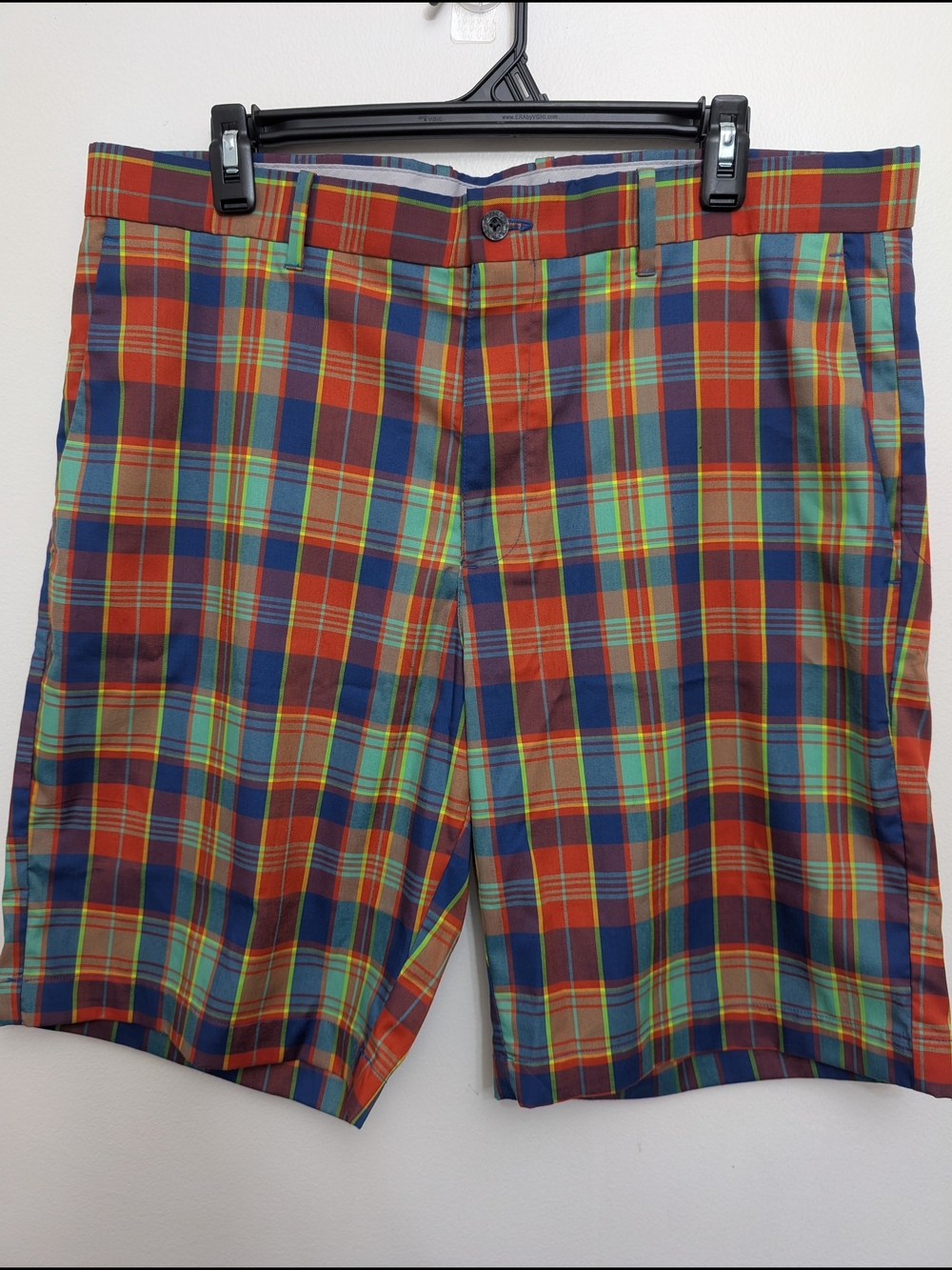 Jack Nicklaus Men's Large Plaid Flat Front Golf Shorts